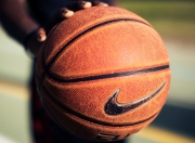 开云棋牌官方-双线传奇，布伦森欧冠封神之夜与公牛加时鏖战的胜利共鸣