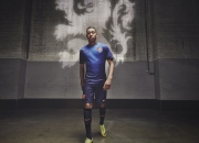 Kaiyuan Game Card-赛道上的独舞，基耶萨在F1年度争冠之夜的制胜传奇