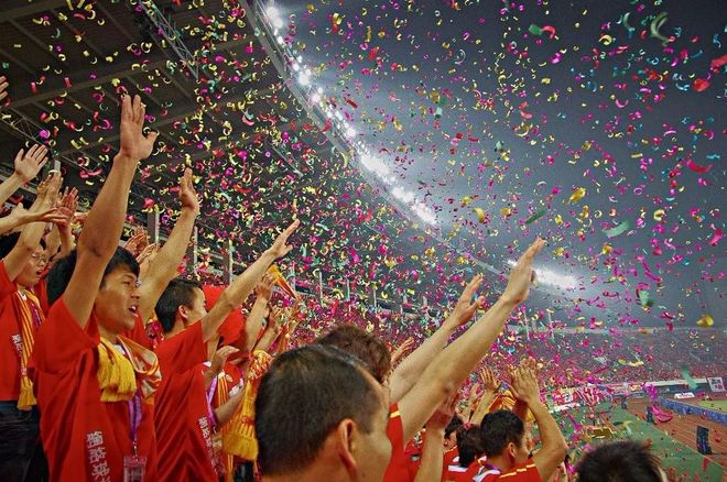 华夏幸福主场奏凯，取得关键三分的简单介绍