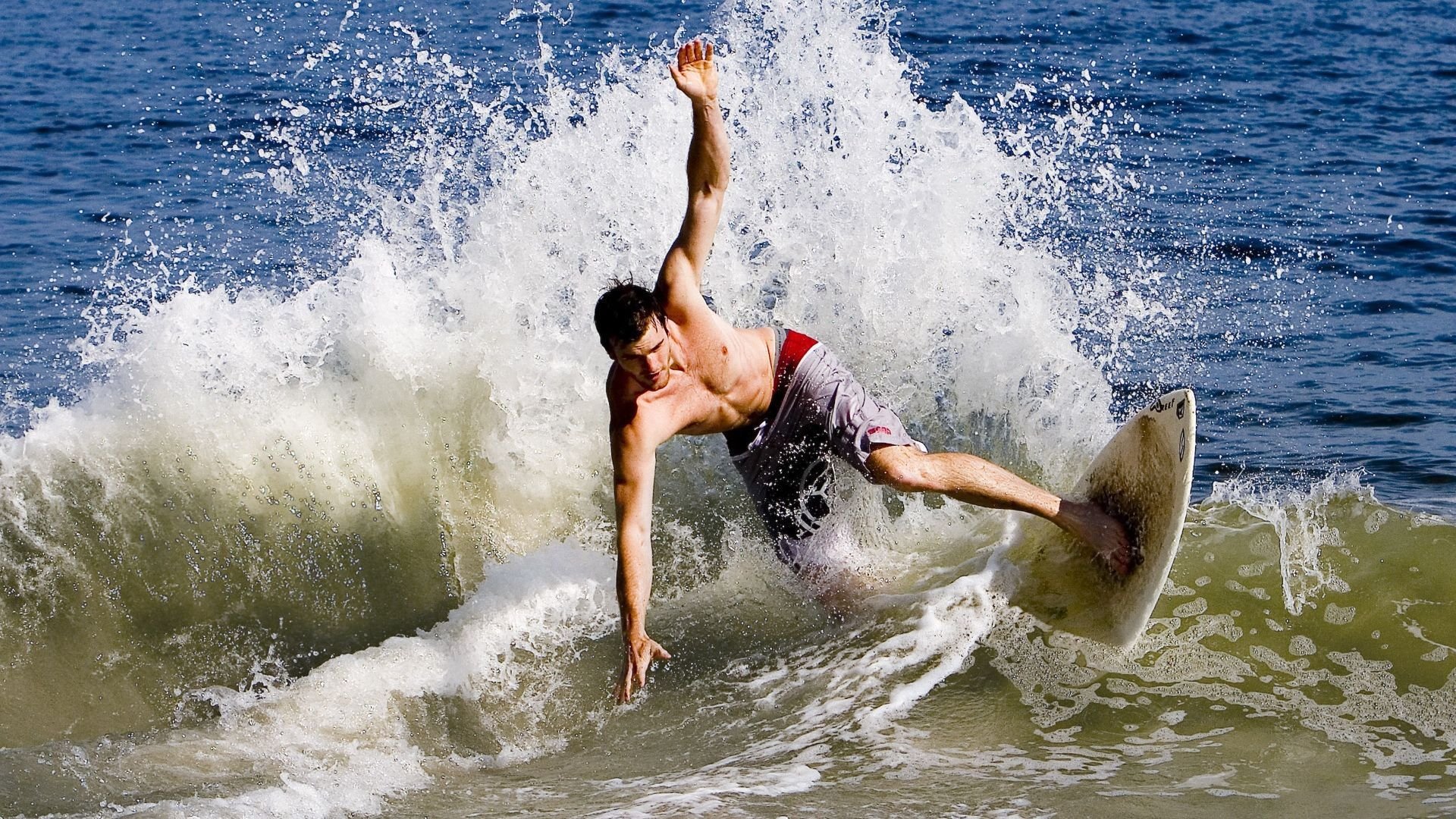 小贾伦世界排名争夺战接管比赛，掘金终结开拓者书写新篇章