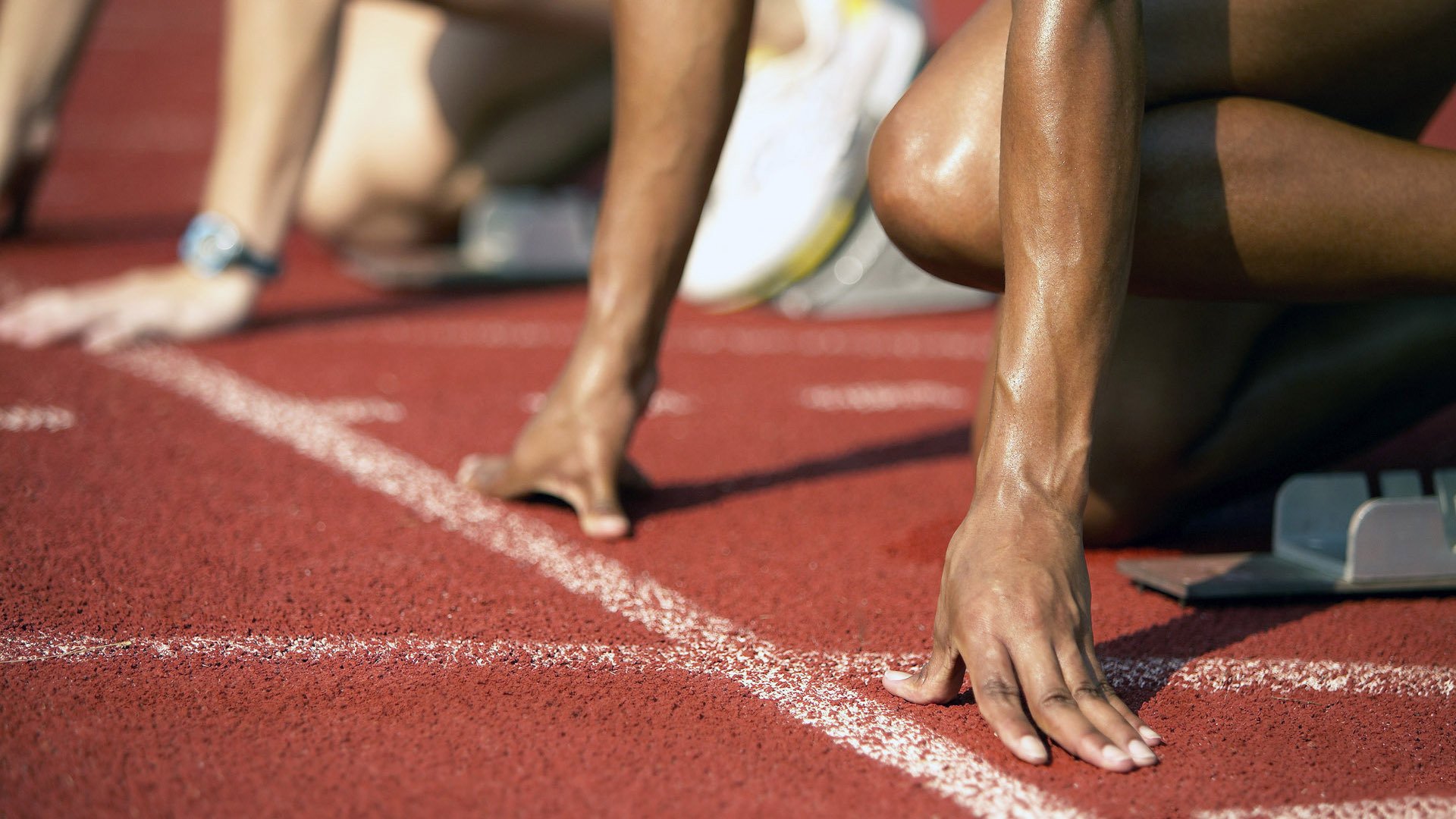 佩雷兹一肩扛起雷诺，从二号车手到完胜阿斯顿马丁的灵魂支柱